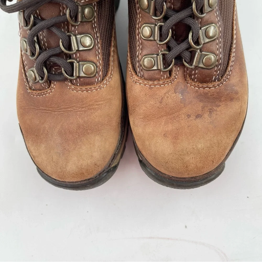 Timberland Boy’s Classic Brown Suede -SZ 12.5 C- Waterproof Hiking Boots